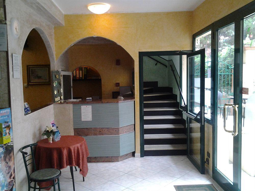 Hotel Lady Susanna Varazze Εξωτερικό φωτογραφία